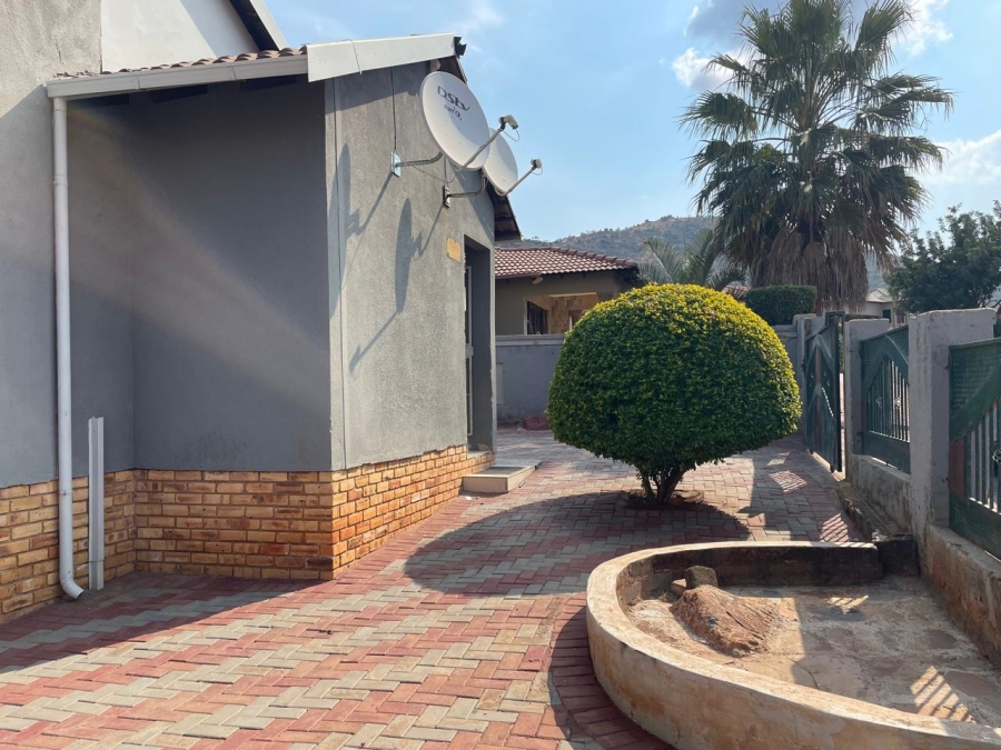 3 Bedroom Property for Sale in Tlhabane West North West